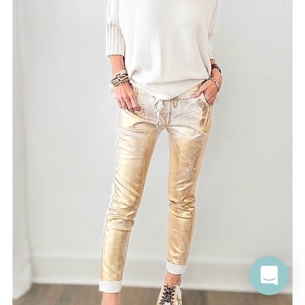 Italian Joggers - NWOT - Gold-toned - Drawstring waist.